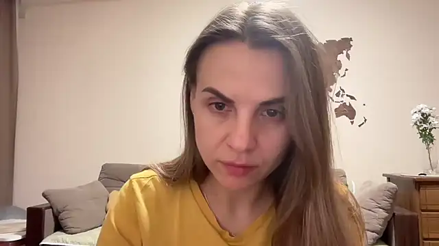 Snapshot of AnnieLove7722 chatting on 2, 12, 2025 AnnieLove7722 online show from 2, 12, 2025