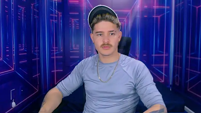 AlexPiersss online show from 17, 10, 2025