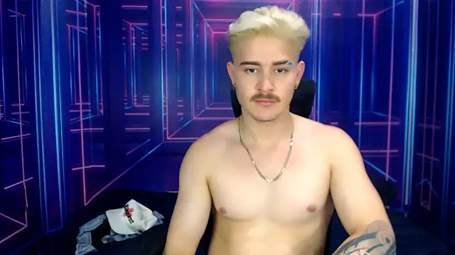 AlexPiersss online show from 18, 10, 2025