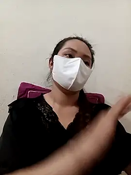 bree-zz online show from 14, 12, 2025