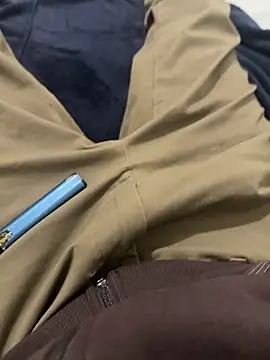 Snapshot of theunknownuncut chatting on 1, 11, 2025 theunknownuncut online show from 1, 11, 2025