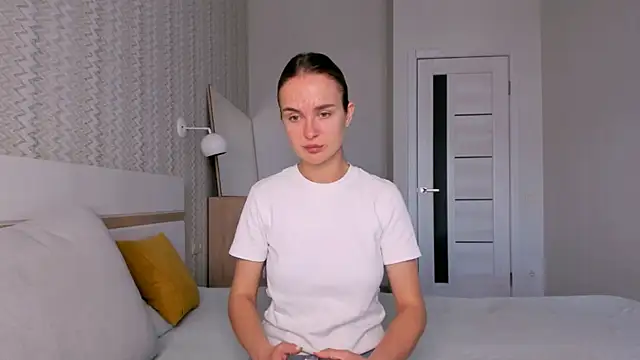 LilMary  online show from 4, 11, 2025