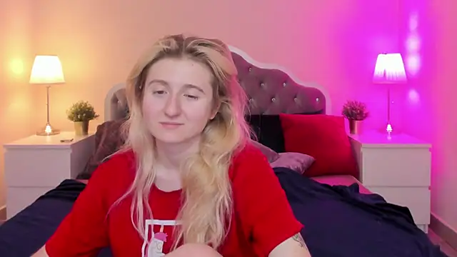 CamillaDreamer online show from 17, 11, 2025