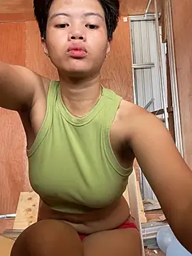 Snapshot of Obre17 chatting on 11, 2, 2026 Obre17 online show from 11, 2, 2026