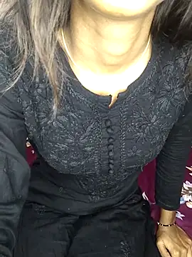 Snapshot of Nencycute1 chatting on 30, 9, 2025 Nencycute1 online show from 30, 9, 2025