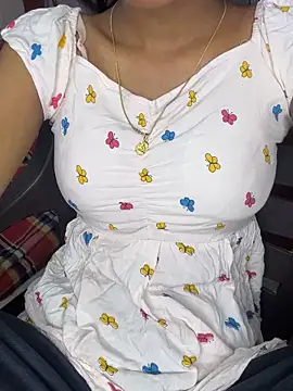 Snapshot of Nencycute1 chatting on 26, 10, 2025 Nencycute1 online show from 26, 10, 2025