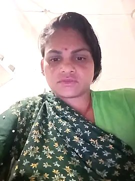Snapshot of SHMA-77 chatting on 14, 10, 2025 SHMA-77 online show from 14, 10, 2025