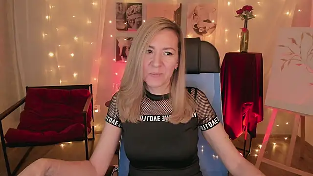 DonnaSmitth online show from 2, 3, 2026