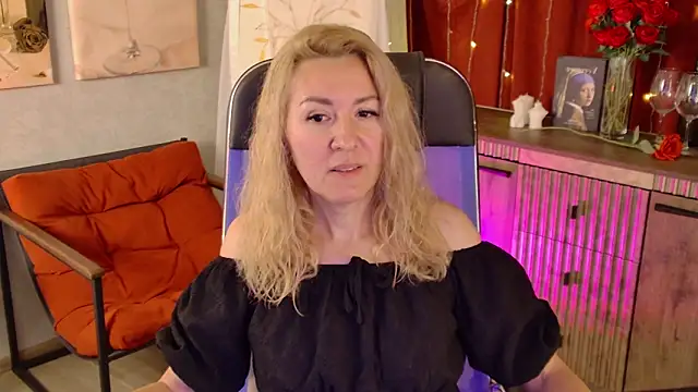 Snapshot of DonnaSmitth chatting on 1, 6, 2026 DonnaSmitth online show from 1, 6, 2026