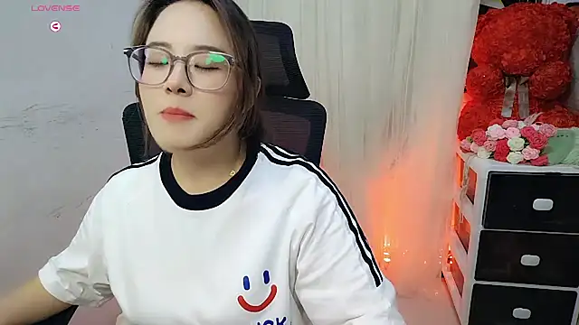 NEWONETO online show from 15, 10, 2025