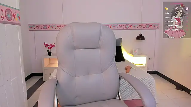 AndreaG  online show from 9, 10, 2025