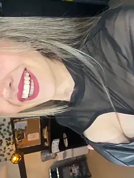 Miia Millerr online show from 19, 11, 2025