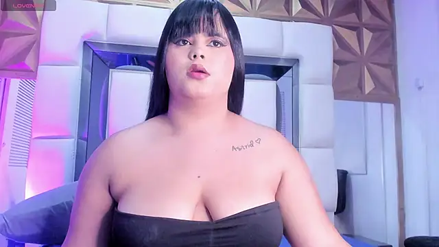 violet milleer online show from 3, 12, 2025