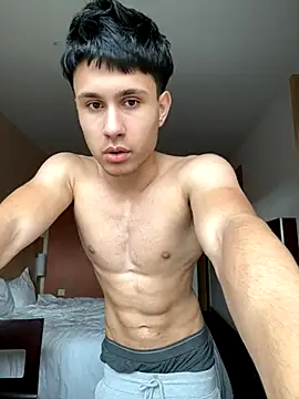 Snapshot of adgymwear1 chatting on 21, 10, 2025 adgymwear1 online show from 21, 10, 2025