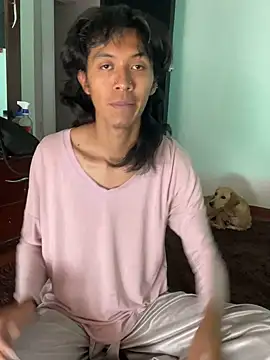 Snapshot of MadamLeRouge chatting on 16, 10, 2025 MadamLeRouge online show from 16, 10, 2025