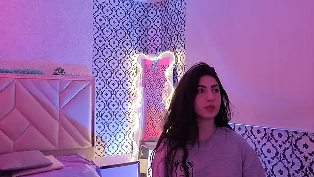 Ixchel tay online show from 5, 2, 2026