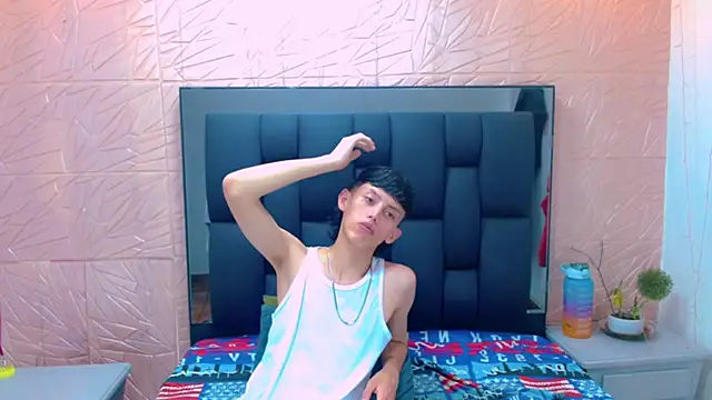 thaigo twink38 online show from 21, 10, 2025