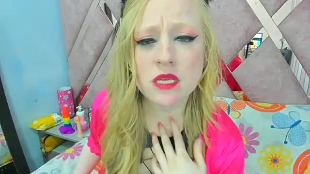 AliceCat 01 online show from 12, 11, 2025