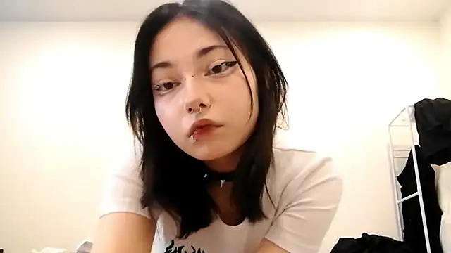 Beeping Creature online show from 12, 10, 2025