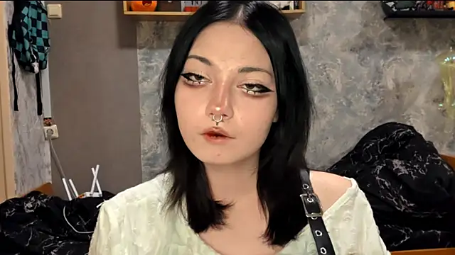 Beeping Creature online show from 21, 11, 2025