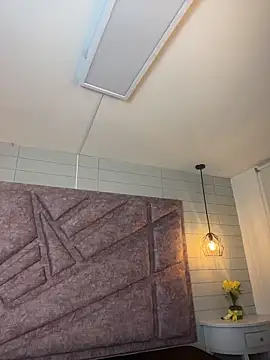 Maya Rivers online show from 28, 3, 2026