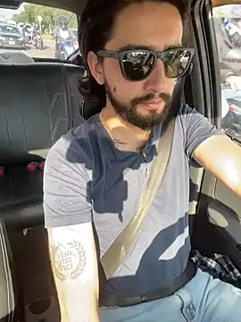 Snapshot of maximusdominus26 chatting on 22, 11, 2025 maximusdominus26 online show from 22, 11, 2025