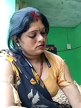 Snapshot of Na_shreya chatting on 21, 10, 2025 Na shreya online show from 21, 10, 2025