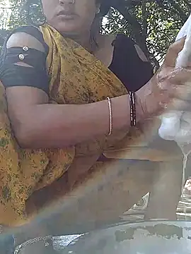 Snapshot of Na_shreya chatting on 28, 11, 2025 Na shreya online show from 28, 11, 2025