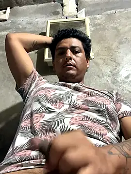 Snapshot of Odayr chatting on 29, 10, 2025 Odayr online show from 29, 10, 2025