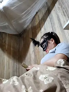 Tuyet xx online show from 4, 10, 2025