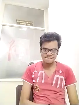 sexybobby13 online show from 16, 2, 2026