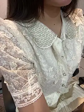 lee ly online show from 14, 4, 2026