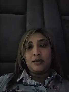 Snapshot of INDIANROMANCE chatting on 6, 5, 2026 INDIANROMANCE online show from 6, 5, 2026