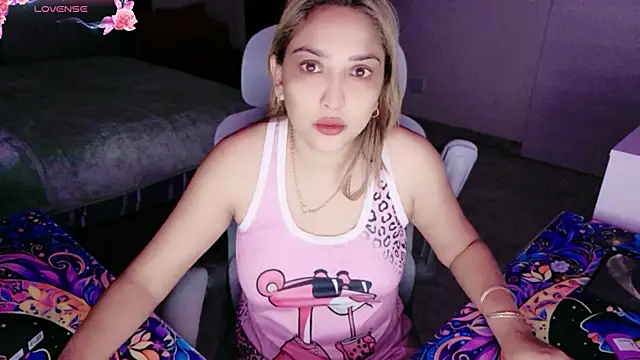 Snapshot of INDIANROMANCE chatting on 19, 5, 2026 INDIANROMANCE online show from 19, 5, 2026