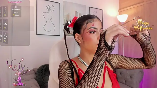 zaira wetsler online show from 18, 10, 2025