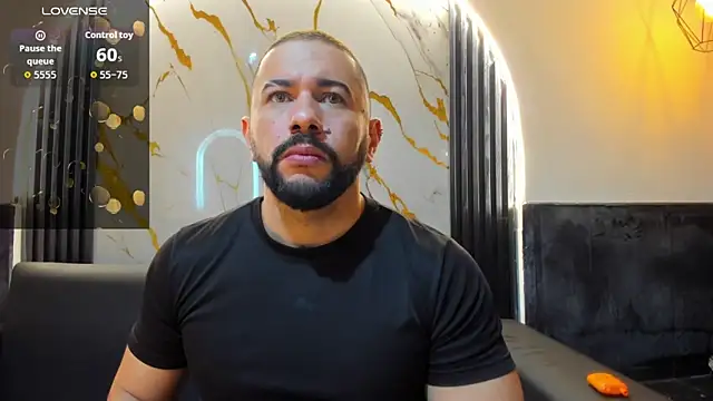 Snapshot of isaac_franko chatting on 24, 11, 2025 isaac franko online show from 24, 11, 2025