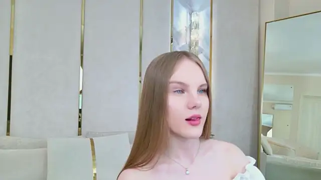 Snapshot of Lili_Lohan chatting on 27, 5, 2026 Lili Lohan online show from 27, 5, 2026