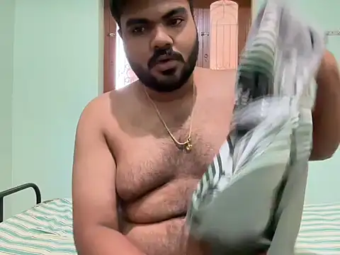 Romeo Sam2 online show from 2, 11, 2025