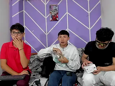 Snapshot of nexusboyhot chatting on 4, 12, 2025 nexusboyhot online show from 4, 12, 2025