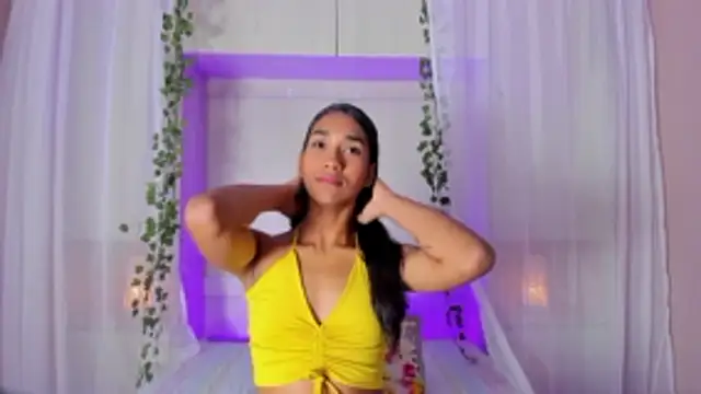 AnahiCollins online show from 13, 3, 2026