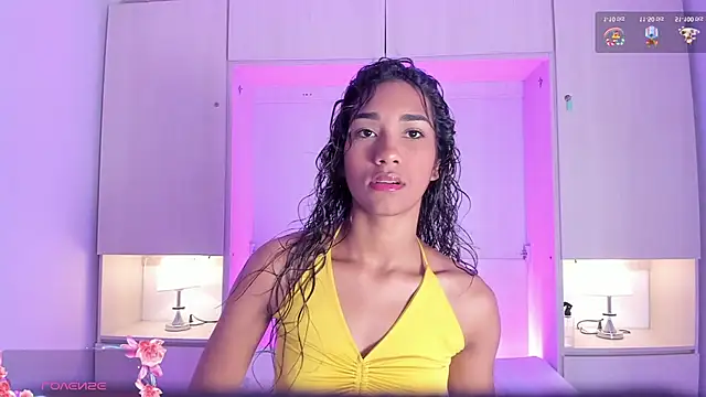 AnahiCollins online show from 25, 3, 2026