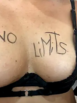 Valentinahot7 online show from 21, 12, 2025