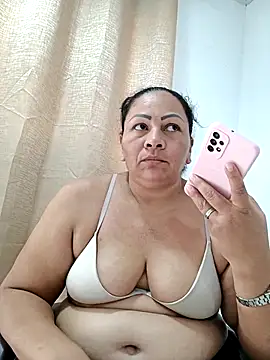 Snapshot of Dirty_Candy chatting on 18, 11, 2025 Dirty Candy online show from 18, 11, 2025