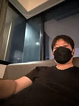 Snapshot of yuuukiiiip chatting on 9, 6, 2026 yuuukiiiip online show from 9, 6, 2026