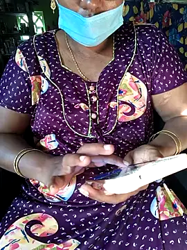 Snapshot of Tamilselviroja- chatting on 21, 4, 2026 Tamilselviroja- online show from 21, 4, 2026