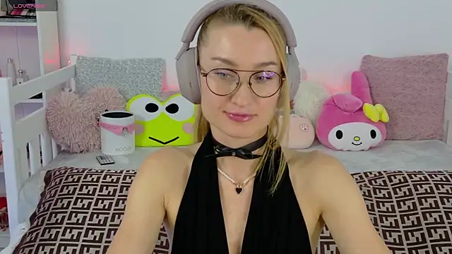 MysticRoxanne online show from 18, 11, 2025