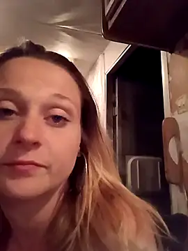 Queen2454 online show from 29, 3, 2026