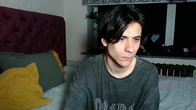 Ellis Rin online show from 7, 11, 2025