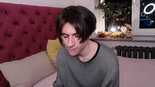 Ellis Rin online show from 22, 11, 2025