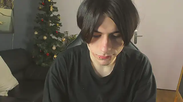 Ellis Rin online show from 2, 12, 2025